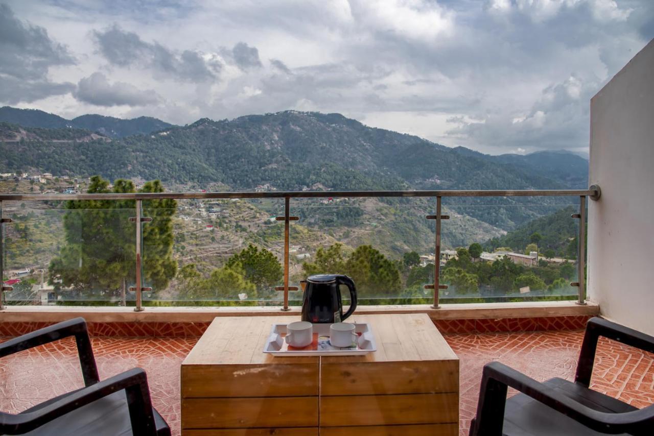 Himalyan Hills I Serviced Apt I Nature I Chef I Kasauli By Exotic Stays Exteriör bild